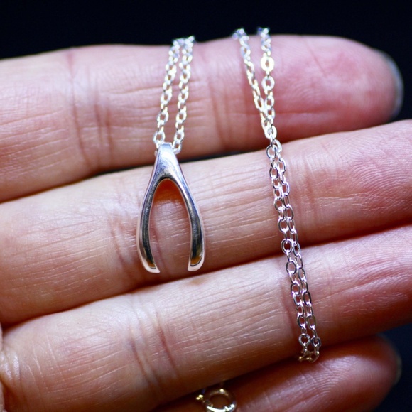 Small Wishbone Good Luck Pendant Sterling Silver 925 made in Canada - Picture 7 of 7